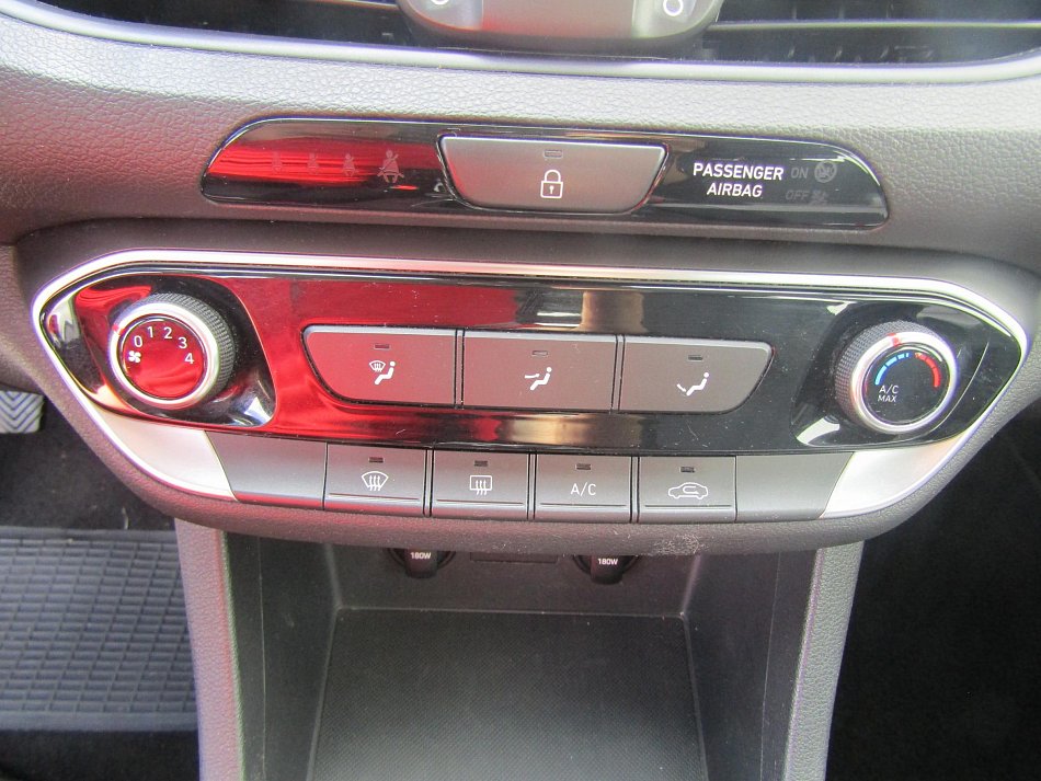 Hyundai I30 1.6CRDi 