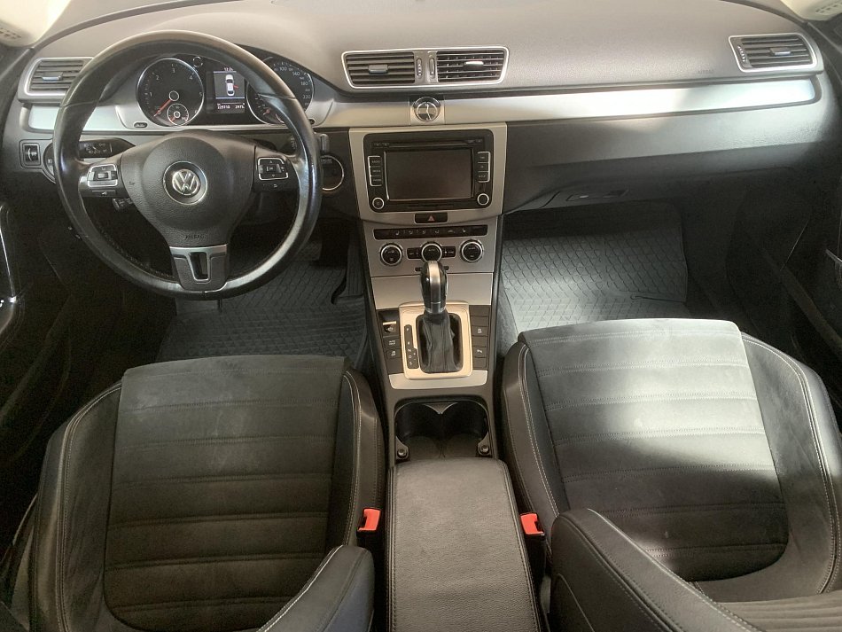 Volkswagen Passat CC 2.0TDI 