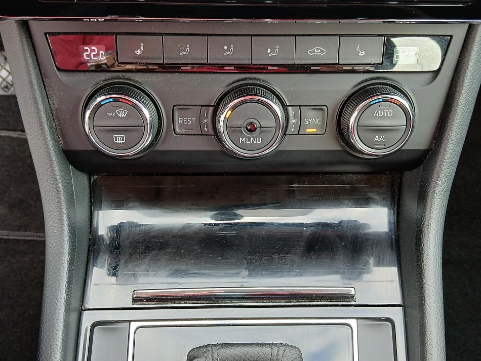 Škoda Superb III 2.0 TDi 