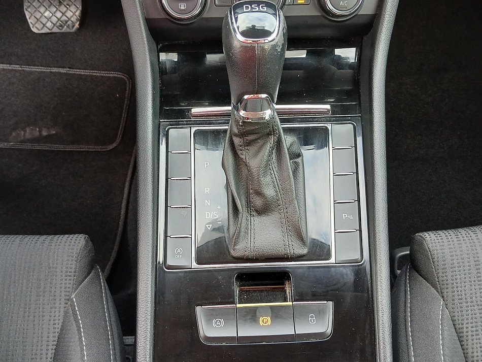 Škoda Superb III 2.0 TDi 