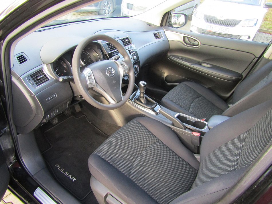 Nissan Pulsar 1.2 T 