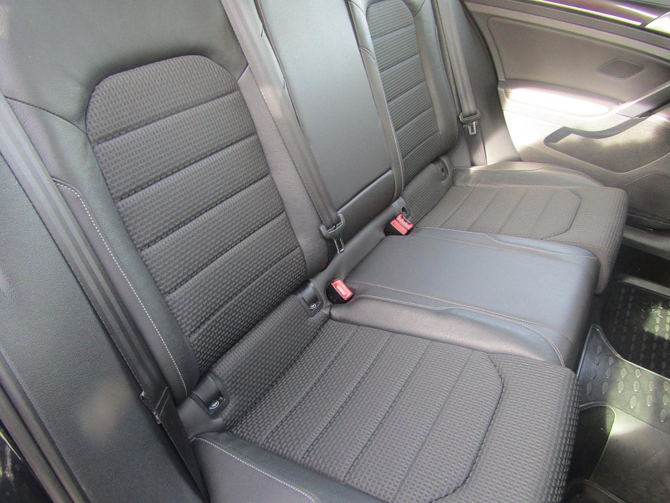 Volkswagen Golf 1.6TDi 