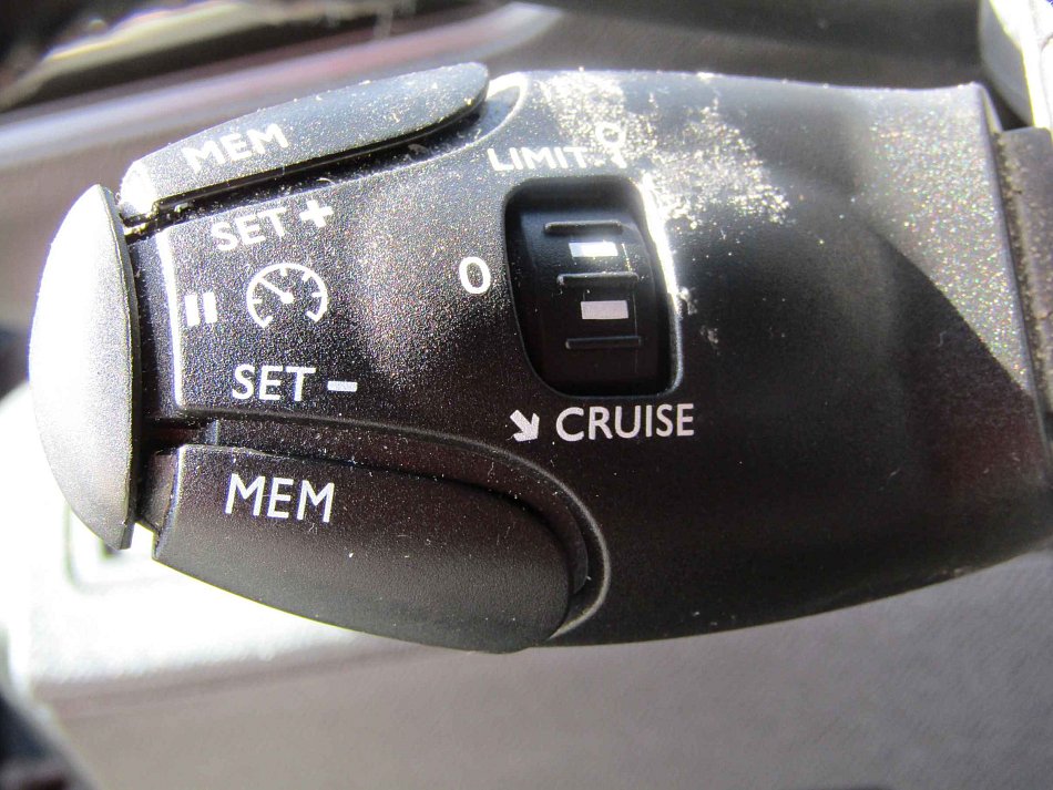 Peugeot 5008 1.5 HDi Active