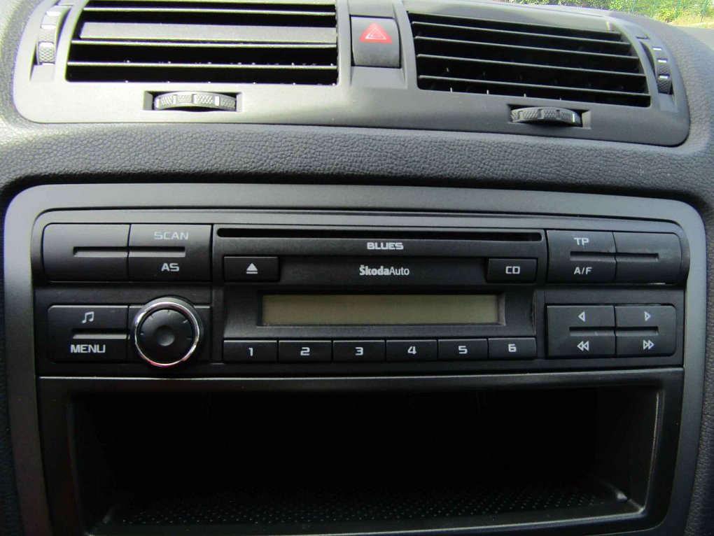 Škoda Octavia II 1.6MPi Tour