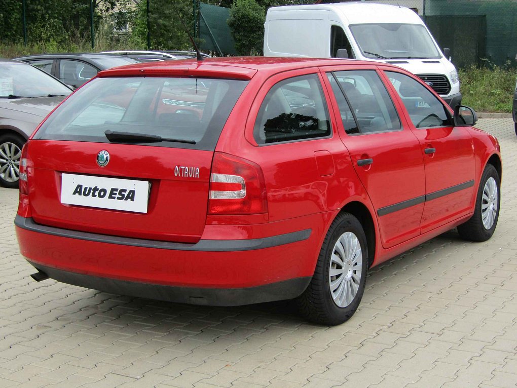 Škoda Octavia II 1.6MPi Tour