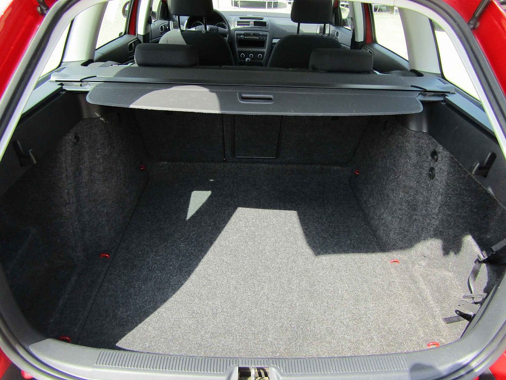 Škoda Octavia II 1.6MPi Tour