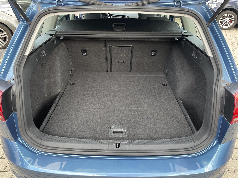 Volkswagen Golf 1.6 TDI R-Line