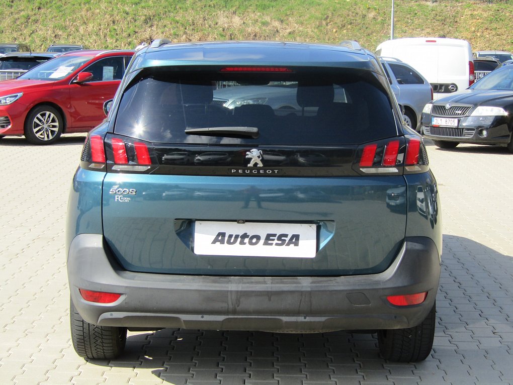 Peugeot 5008 1.5 HDi Active