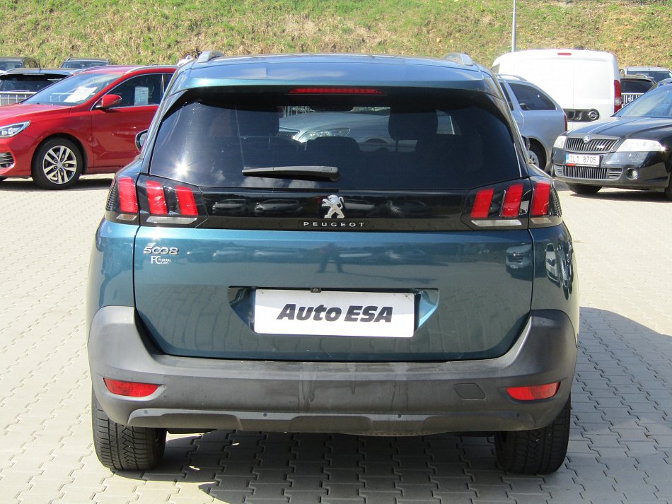 Peugeot 5008 1.5 HDi Active