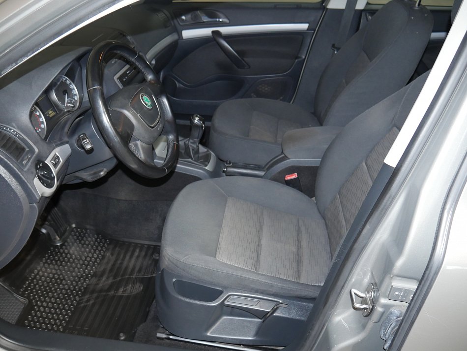 Škoda Octavia II 1.6 TDI 