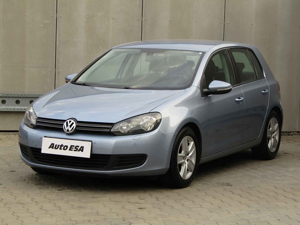 Volkswagen Golf 2.0 TDi 