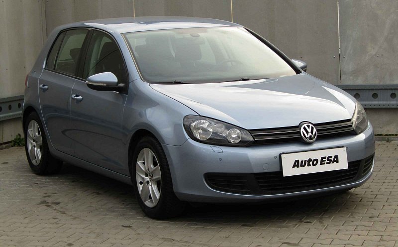 Volkswagen Golf 2.0 TDi 
