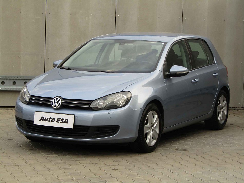 Volkswagen Golf 2.0 TDi 