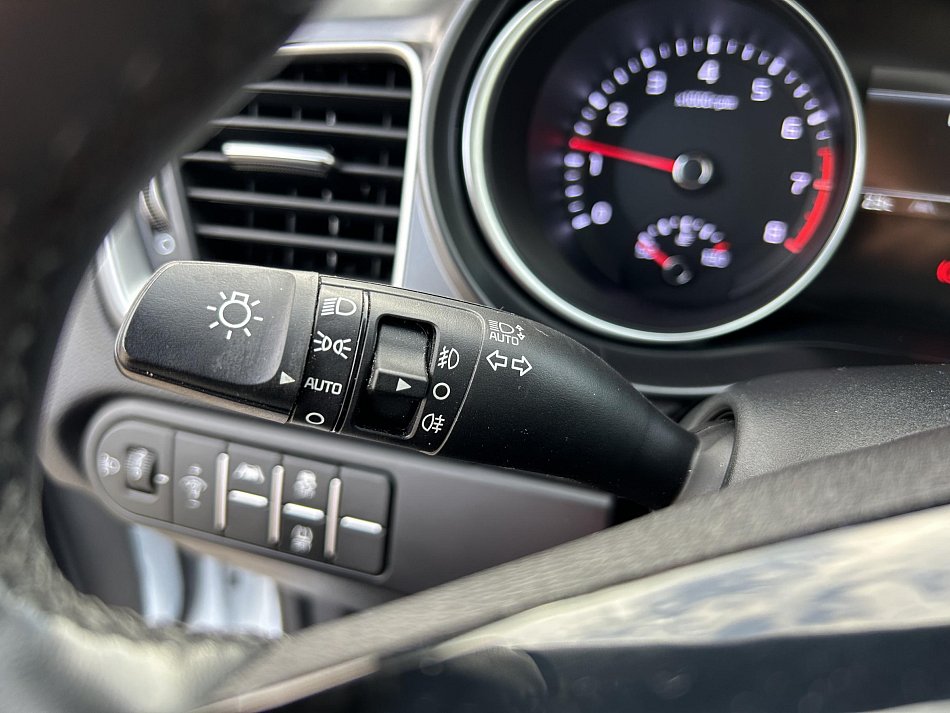 Kia Ceed 1.5 T-GDi TOP SW