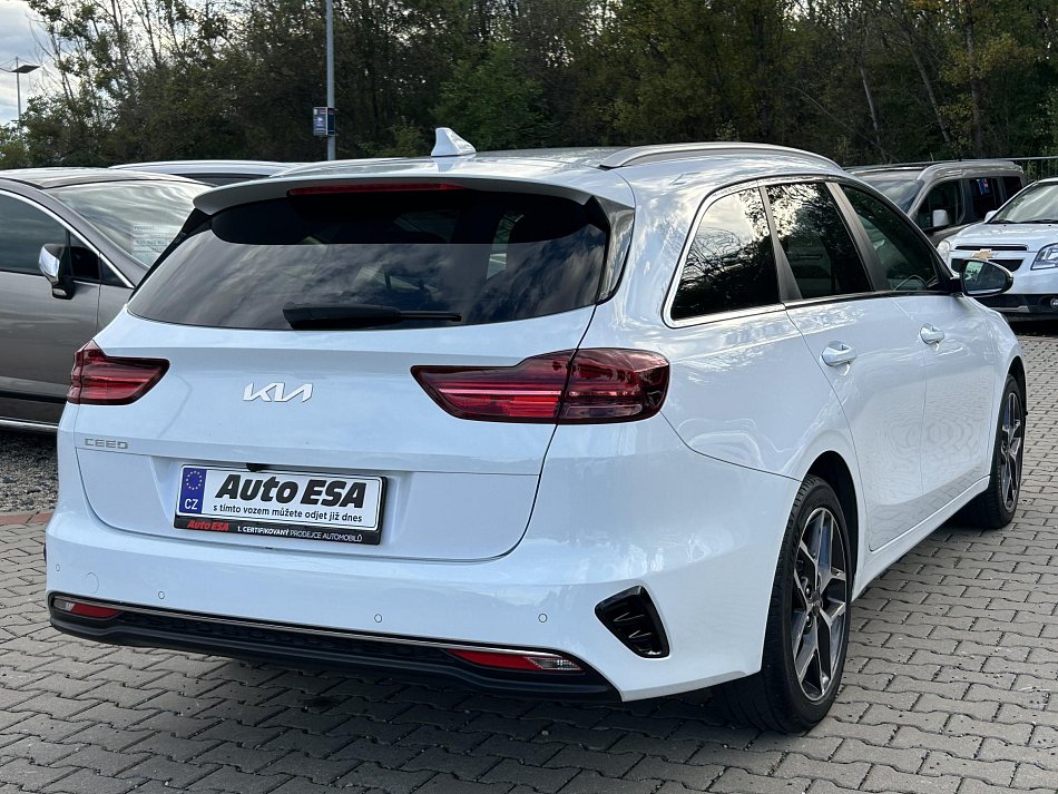 Kia Ceed 1.5 T-GDi TOP SW