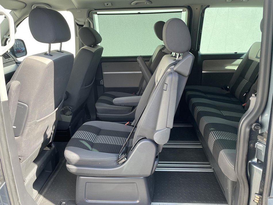 Volkswagen Multivan 2.5TDi United 7míst