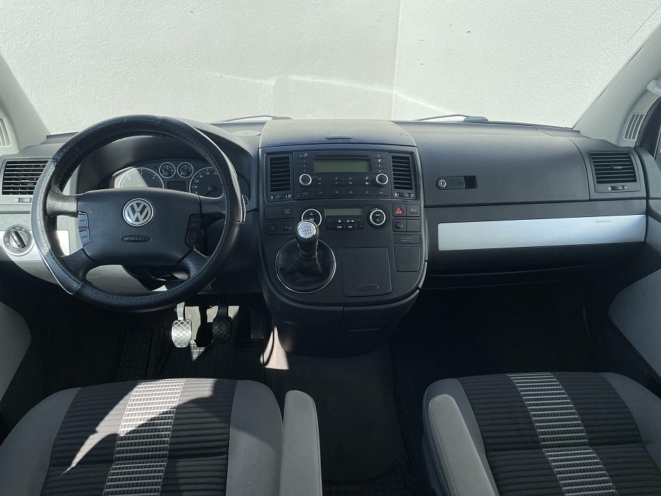 Volkswagen Multivan 2.5TDi United 7míst