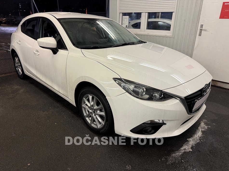 Mazda 3 1.5i 