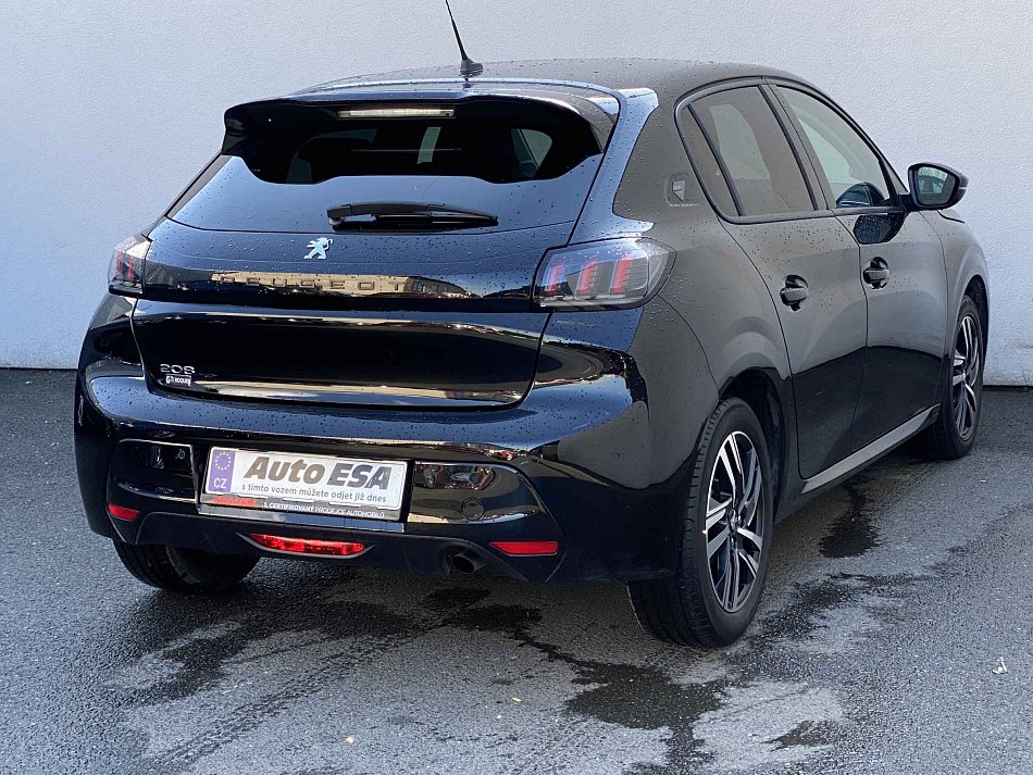 Peugeot 208 1.2PT Road Trip