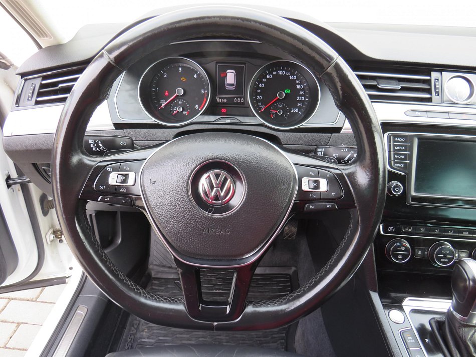 Volkswagen Passat 2.0TDi 