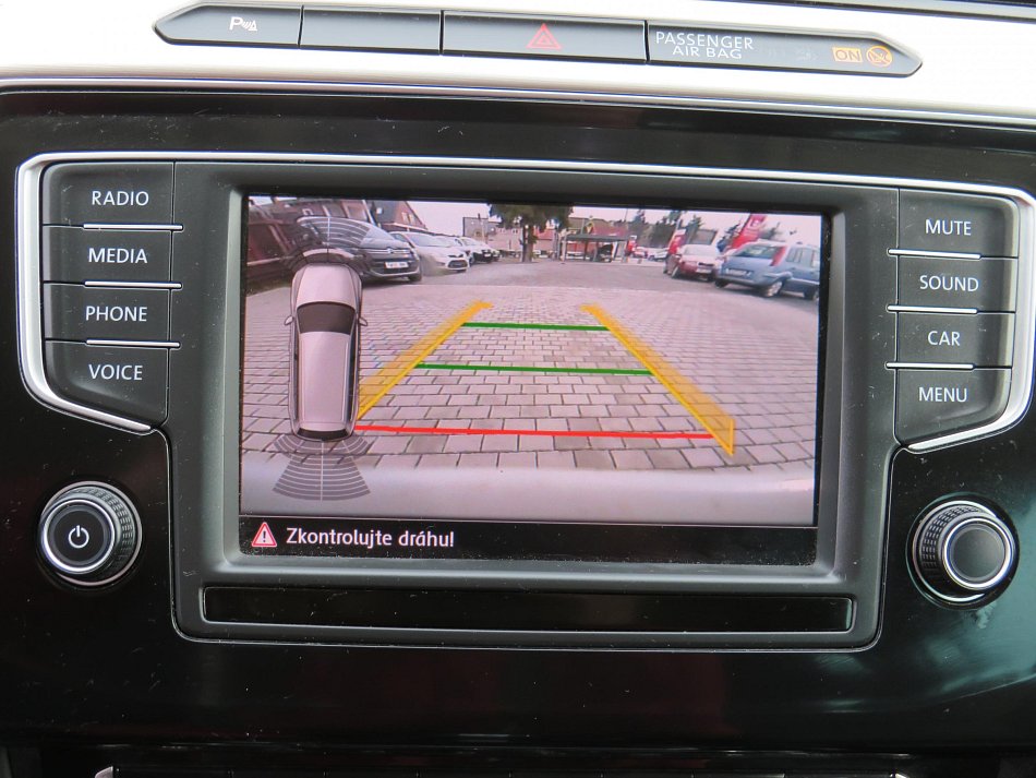 Volkswagen Passat 2.0TDi 