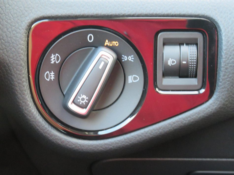 Volkswagen Golf 2.0 TDi 