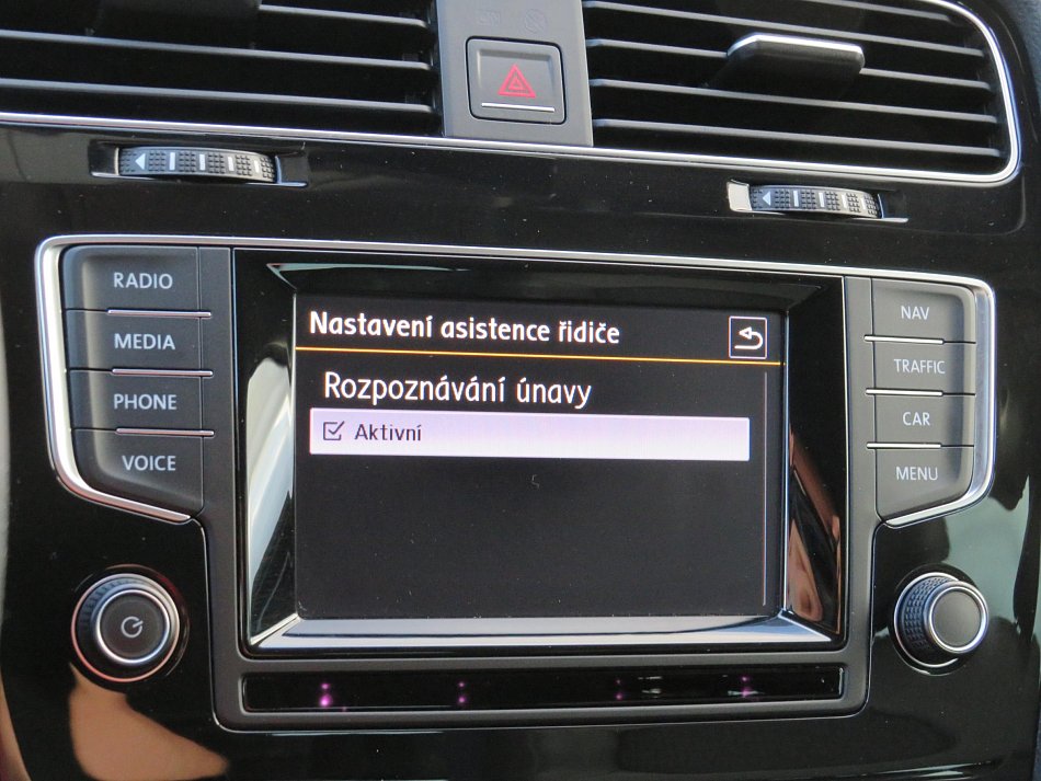 Volkswagen Golf 2.0 TDi 