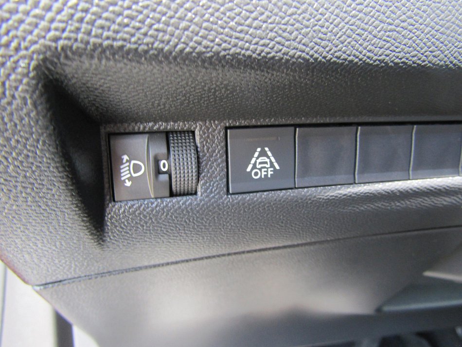 Peugeot 2008 1.2PT Active