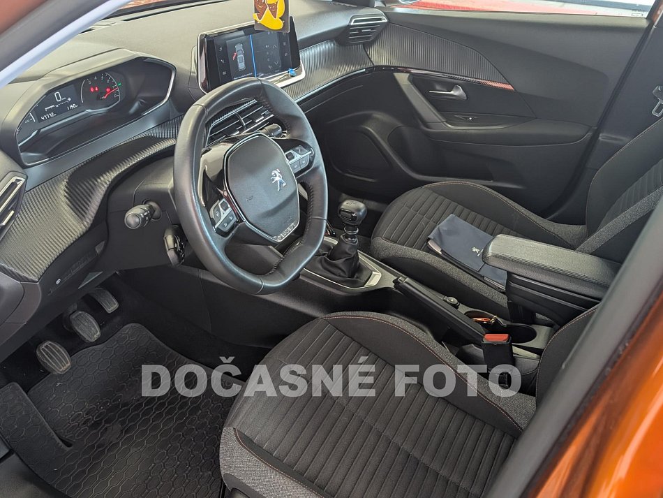 Peugeot 2008 1.2PT 
