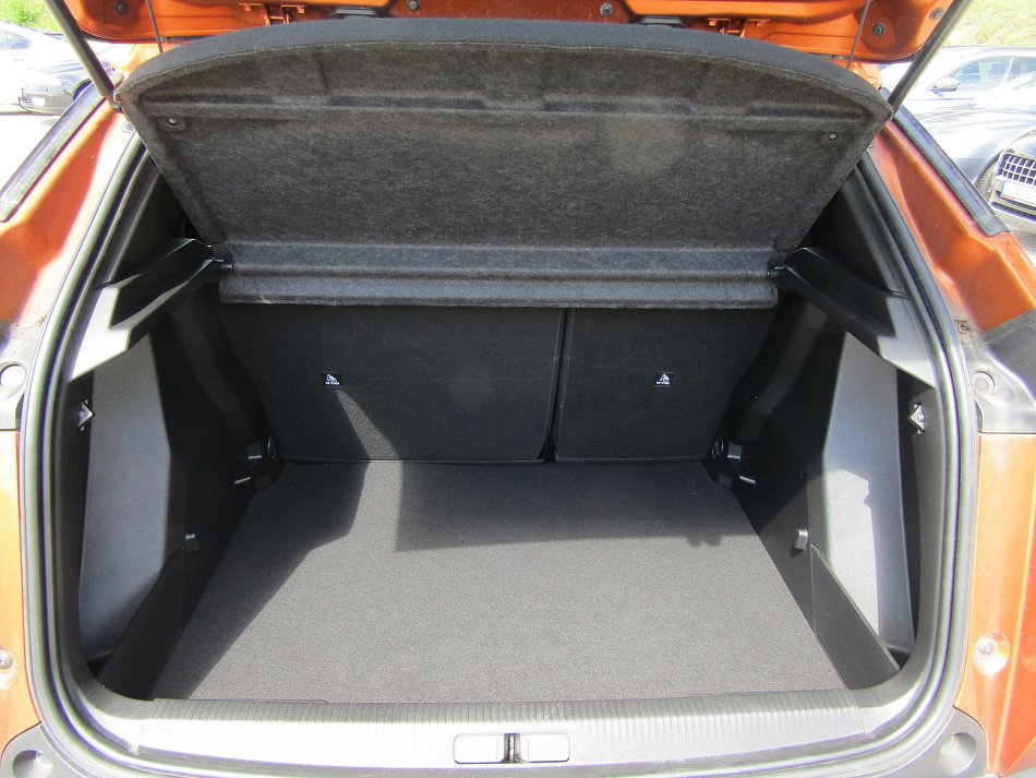 Peugeot 2008 1.2PT Active