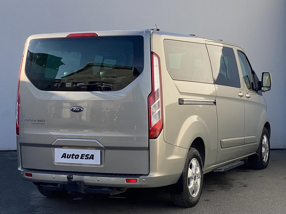 Ford Tourneo Custom 2.2TDCi Limited L2 9míst