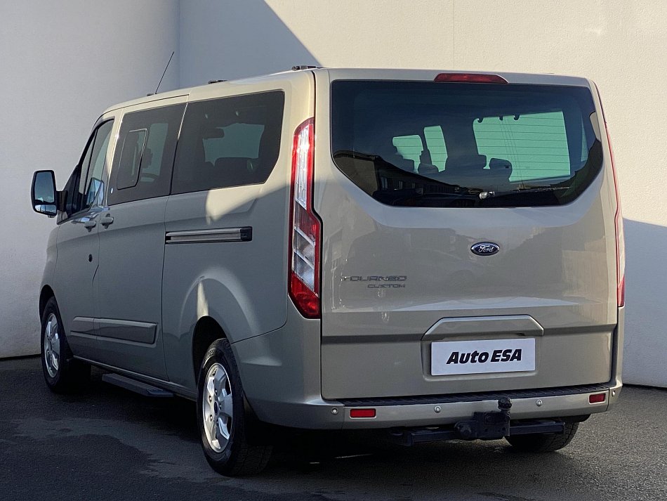 Ford Tourneo Custom 2.2TDCi Limited L2 9míst
