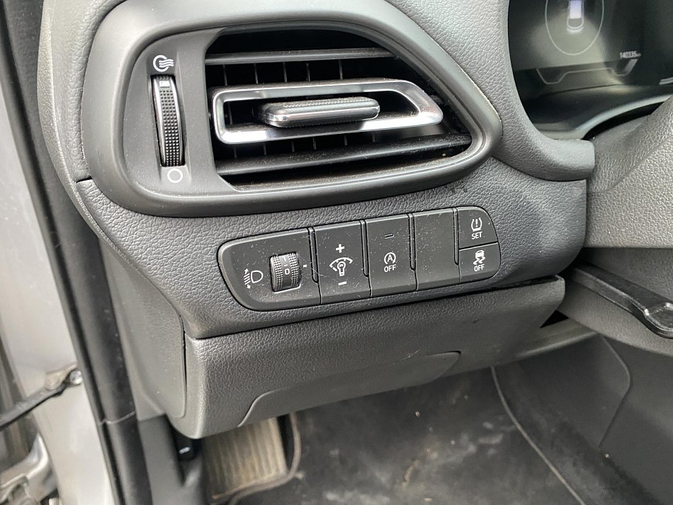 Hyundai I30 1.5 T-GDi Smart 48V