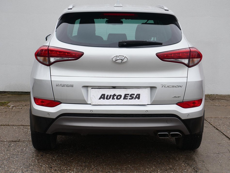 Hyundai Tucson 2.0 CRDi  4WD