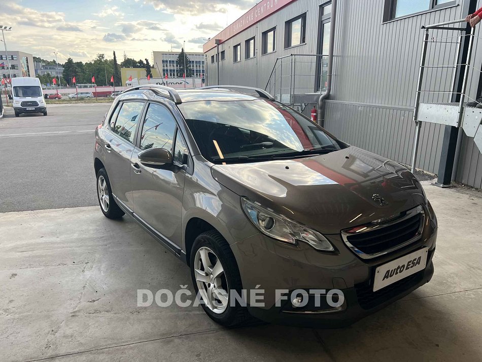 Peugeot 2008 1.2 PureTech 