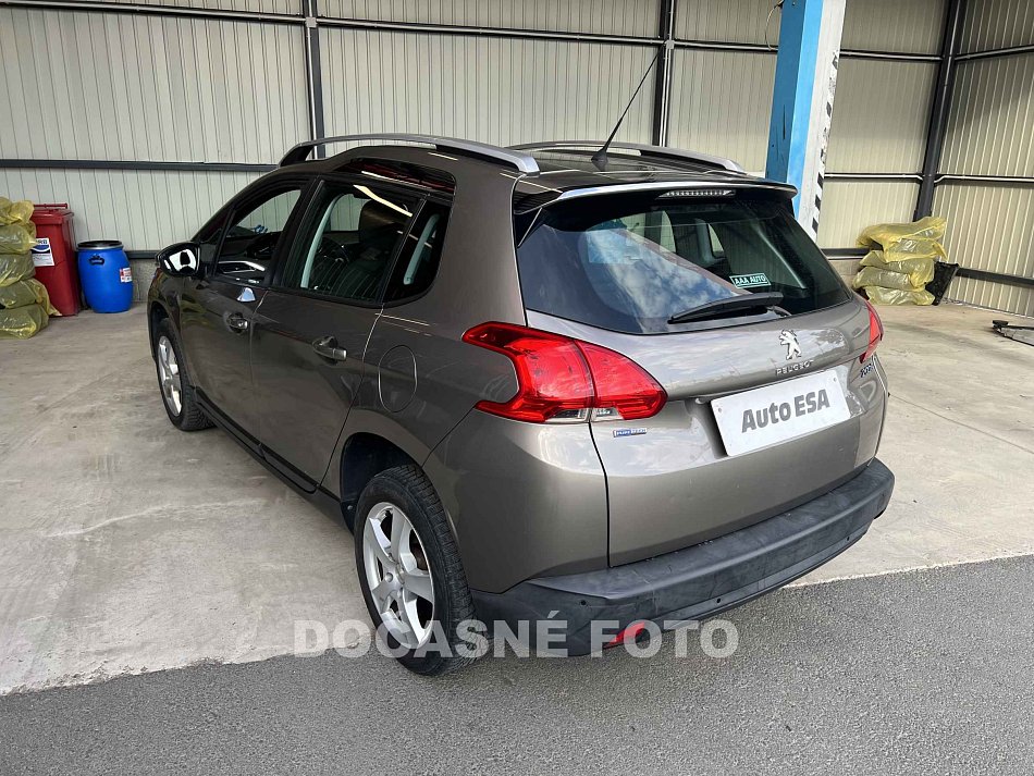 Peugeot 2008 1.2 PureTech 