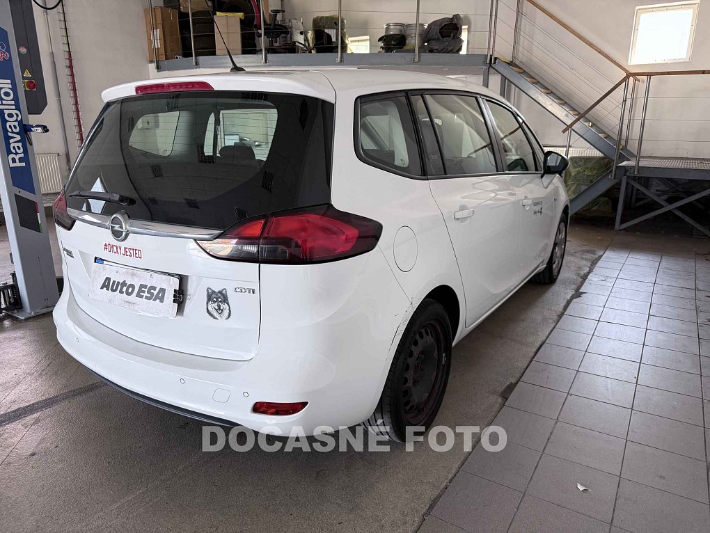 Opel Zafira 1.6 cdti 