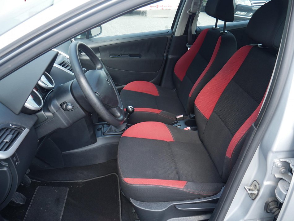 Peugeot 207 1.4i 