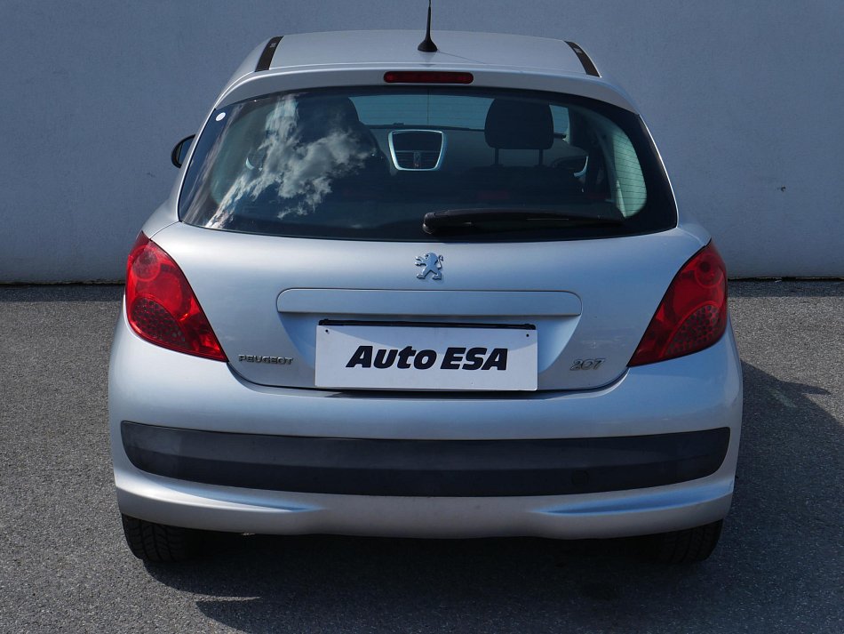 Peugeot 207 1.4i 