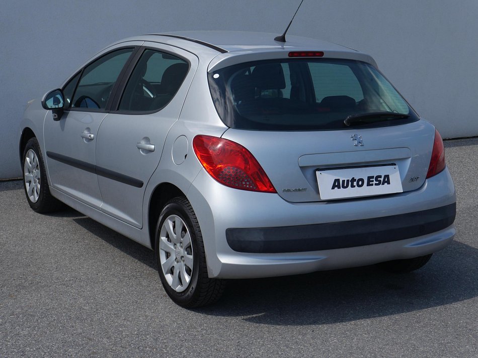 Peugeot 207 1.4i 