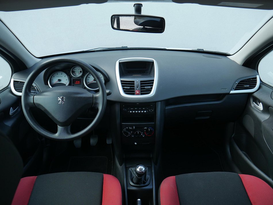 Peugeot 207 1.4i 