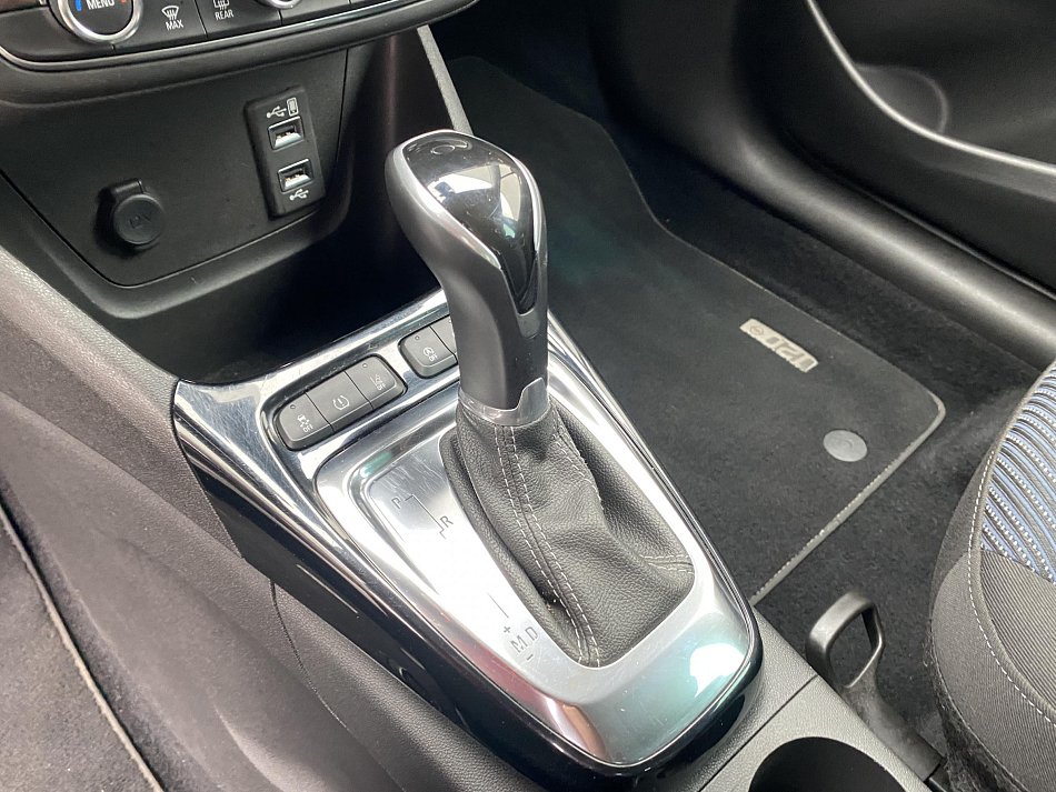 Opel Crossland X 1.2 T Edition 120