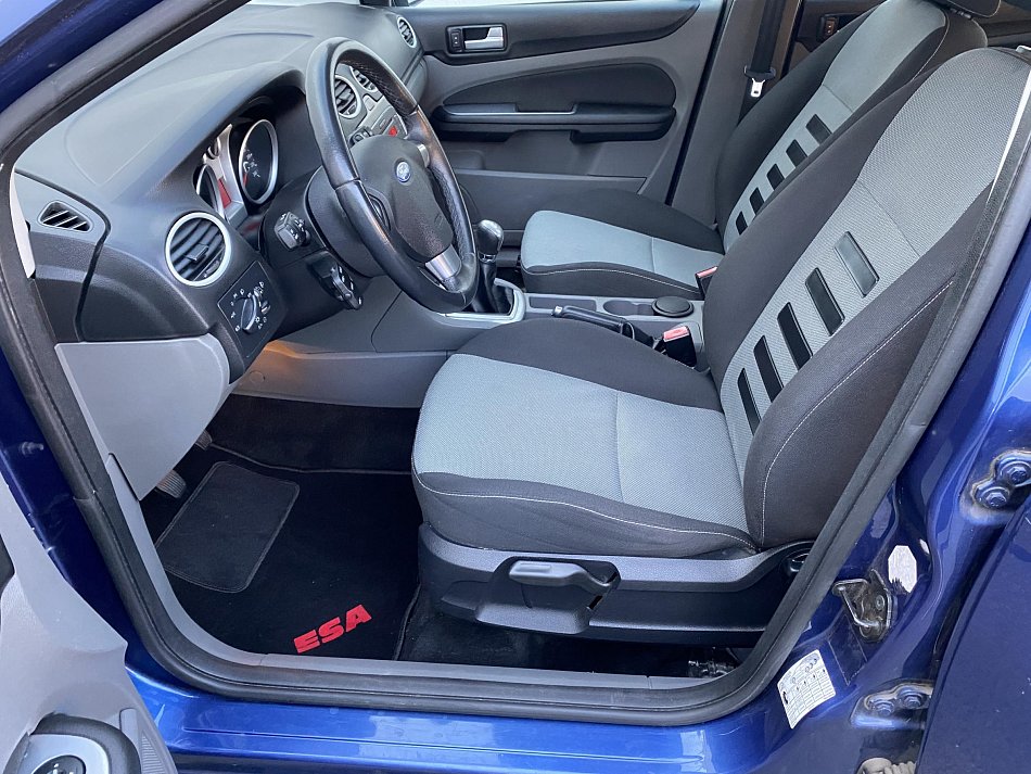 Ford Focus 1.6i 