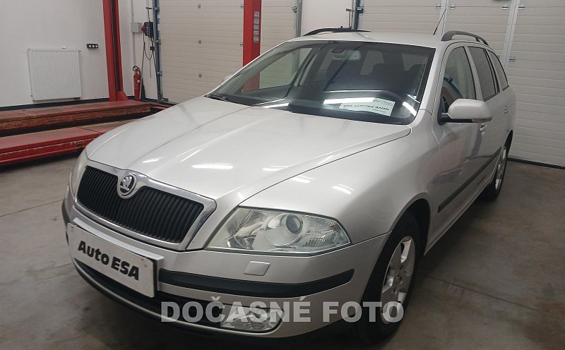 Škoda Octavia II 1.6i Elegance