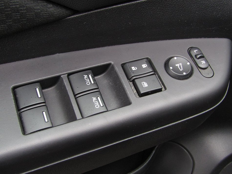 Honda CR-V 2.0 i - VTEC 