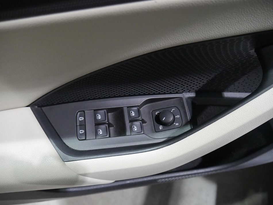 Škoda Octavia IV 1.5TSi Style