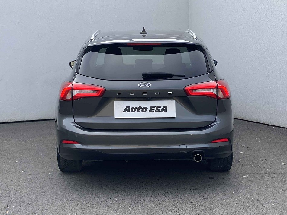 Ford Focus 1.0EB Titanium