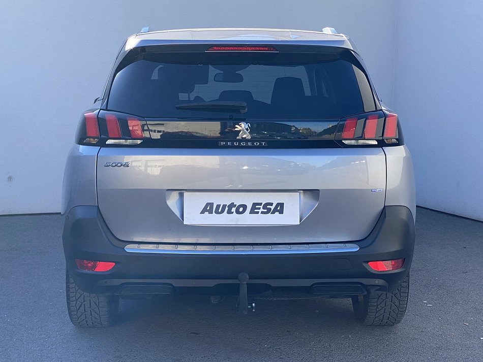 Peugeot 5008 1.5 HDi Allure