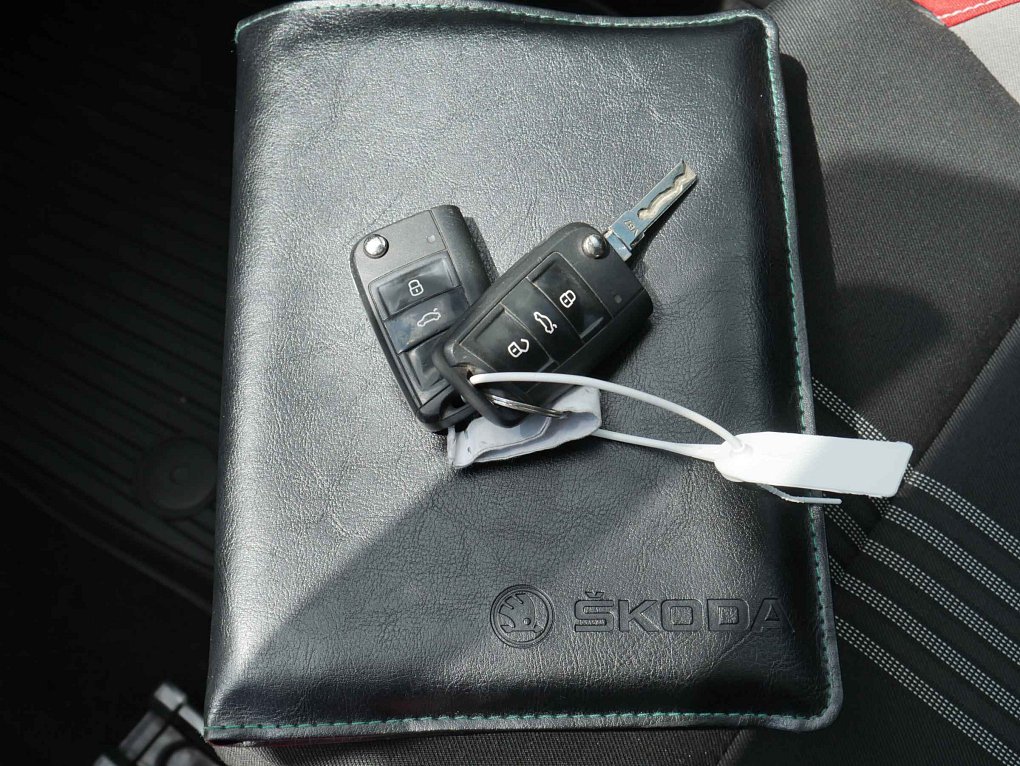 Škoda Rapid 1.2 TSi Monte Carlo