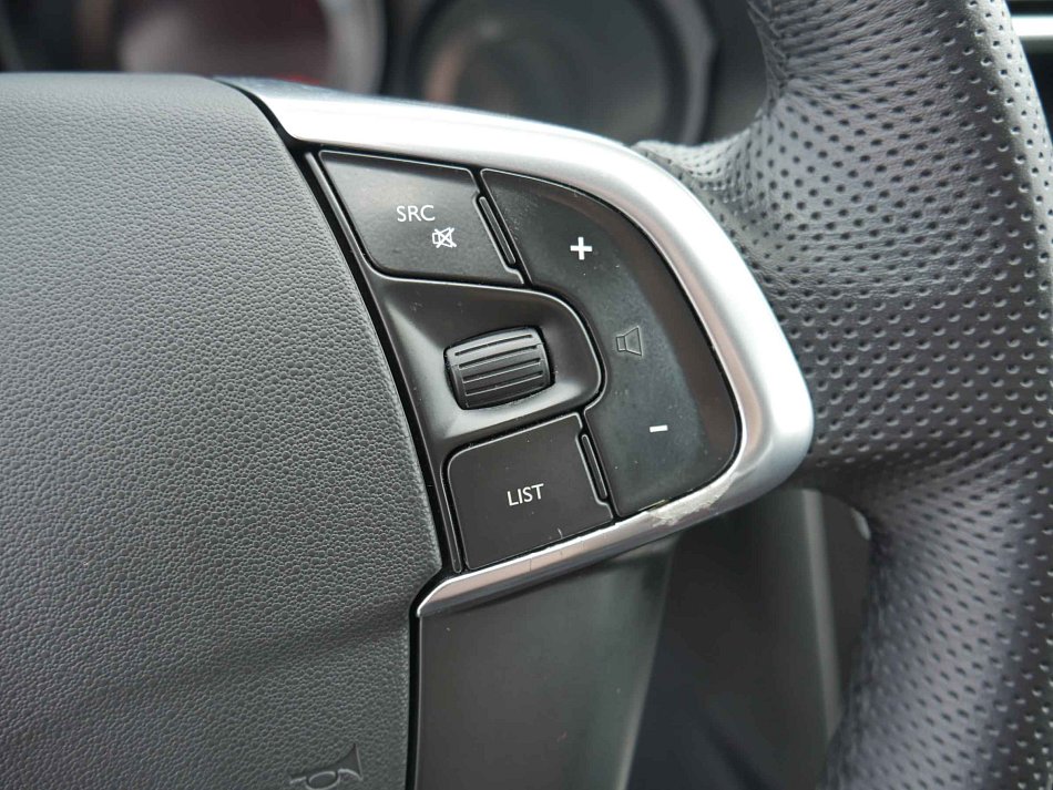 Citroën C4 1.4i 